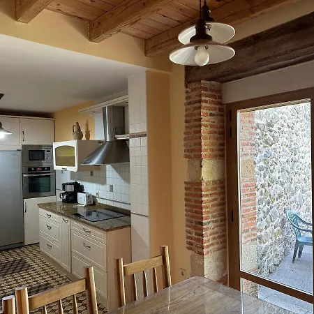 La Casona Medieval Country house Malillos